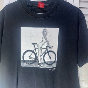 Mens Large Visual by van styles tee used good condition